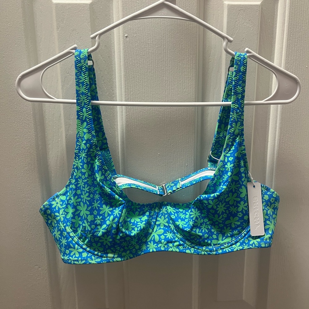 Bright Swimwear Capri Top